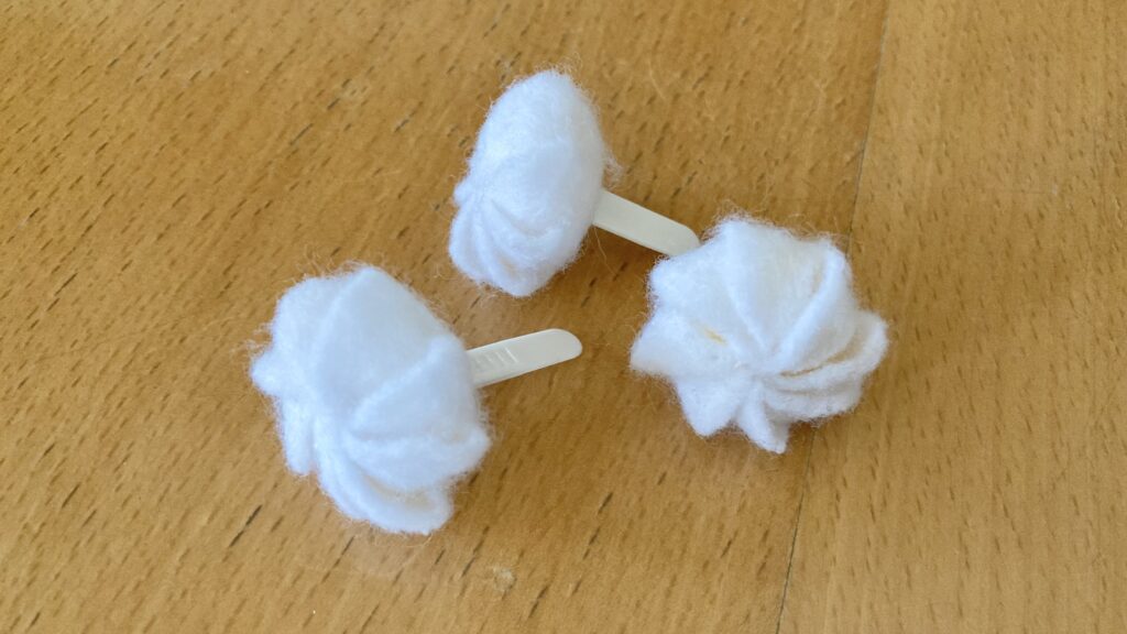 ままごとケーキ - フェルト製ホイップクリーム